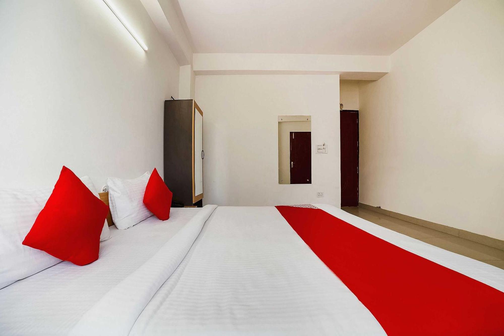 Hotel Live On Del5542 Nowe Delhi Zewnętrze zdjęcie