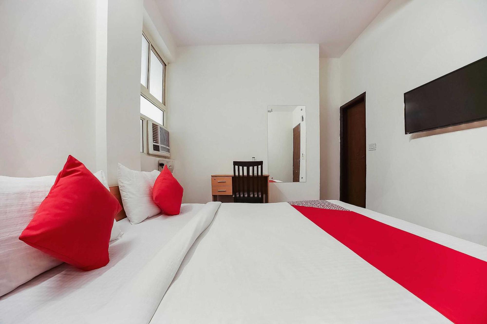 Hotel Live On Del5542 Nowe Delhi Zewnętrze zdjęcie