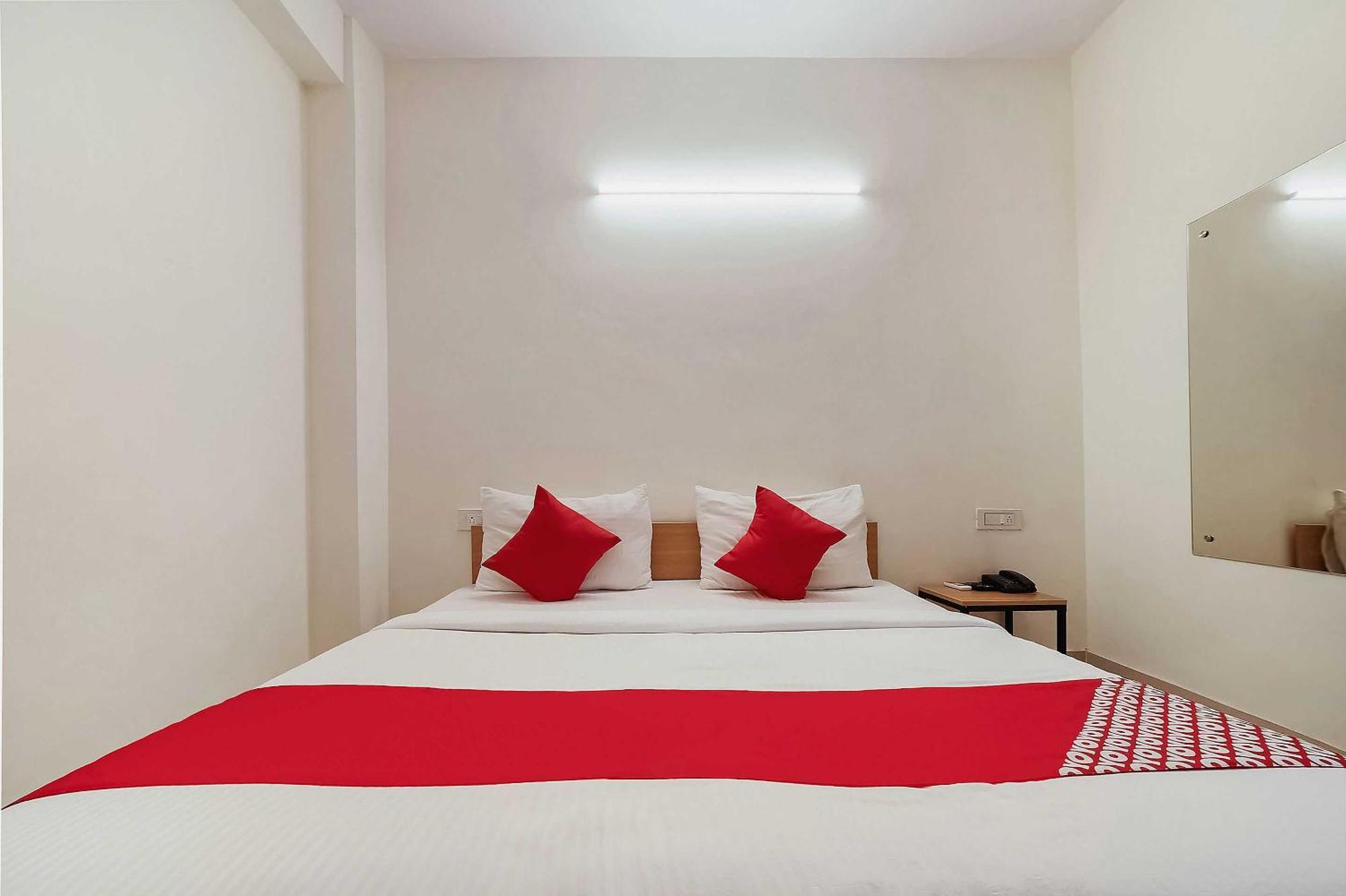 Hotel Live On Del5542 Nowe Delhi Zewnętrze zdjęcie