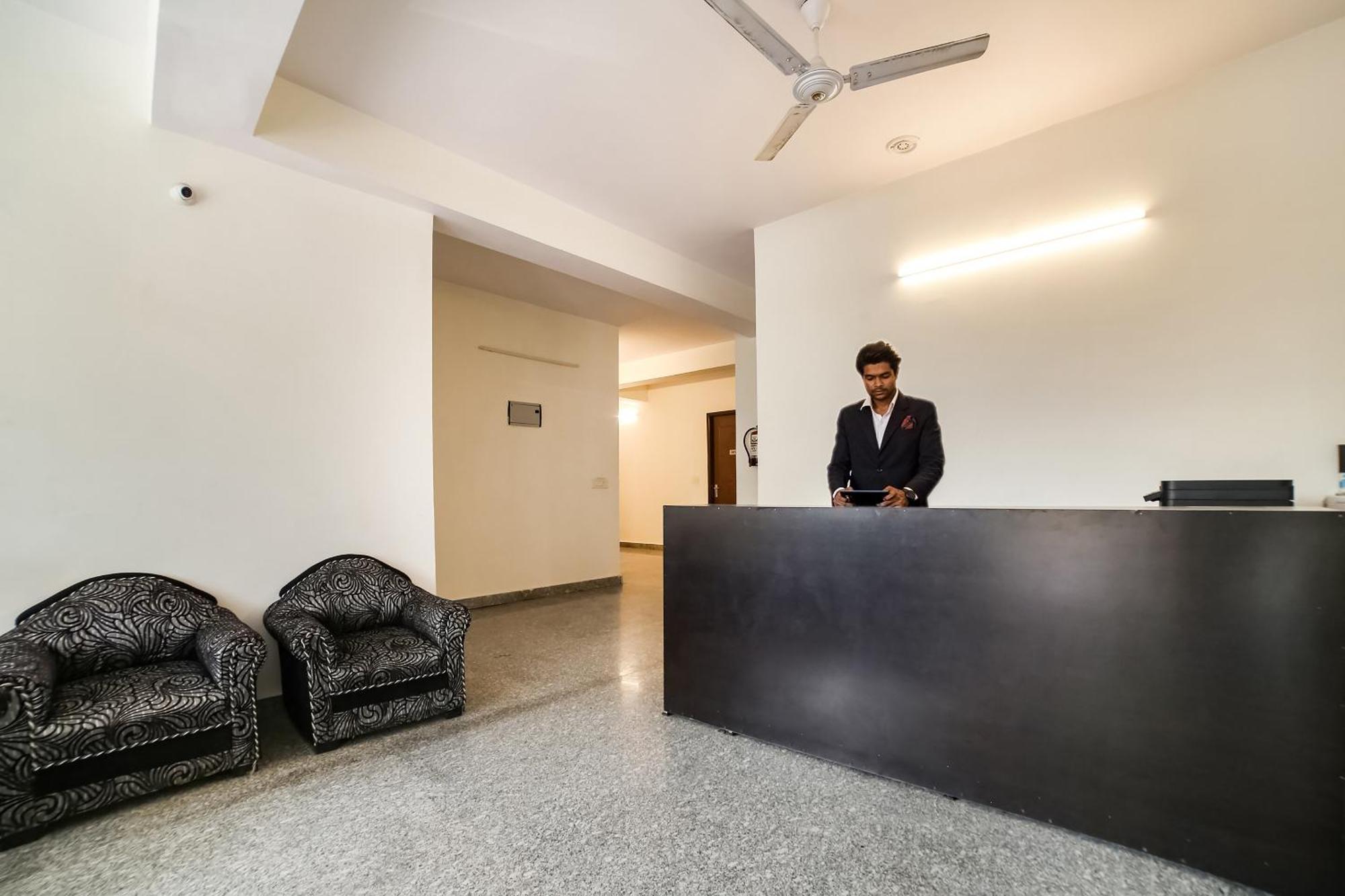 Hotel Live On Del5542 Nowe Delhi Zewnętrze zdjęcie
