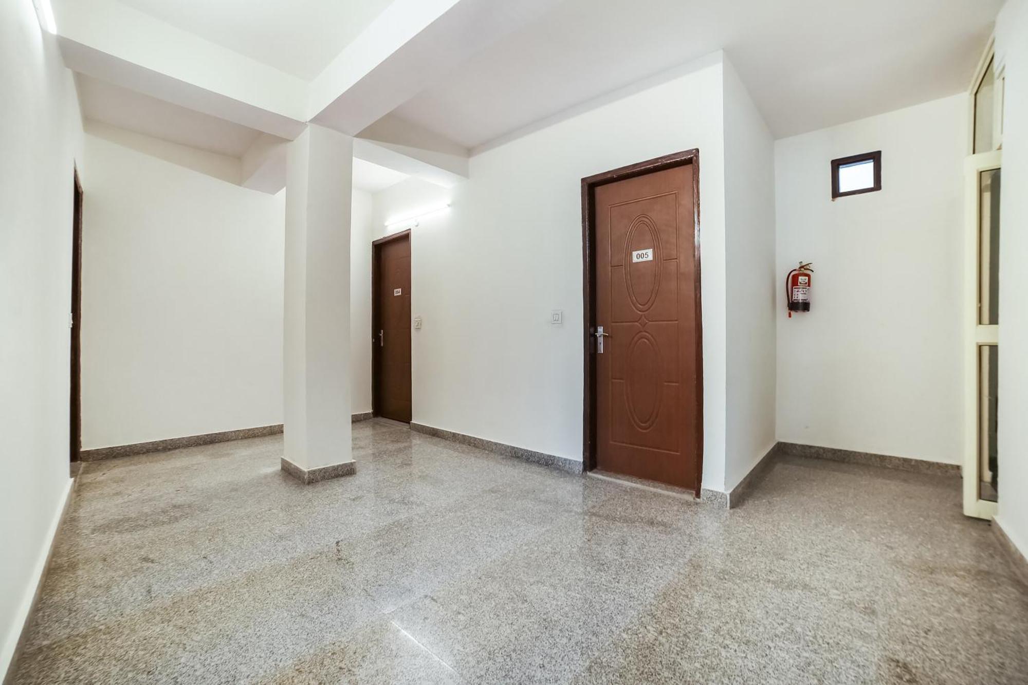 Hotel Live On Del5542 Nowe Delhi Zewnętrze zdjęcie